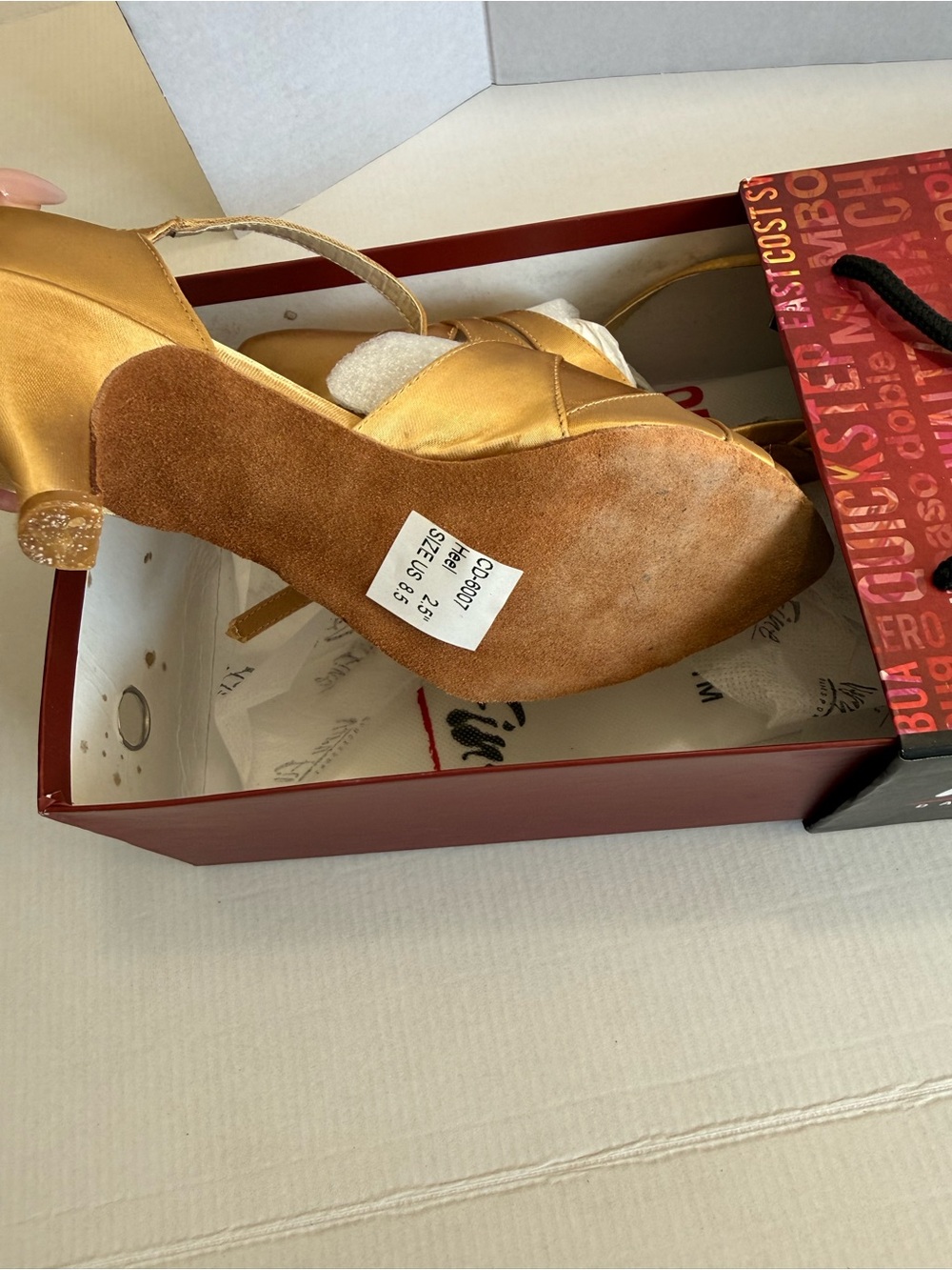 NEW- Very Fine 8.5 Dance Shoes Gold Satin Women’s Classic Ballroom Heels- in Box - Picture 3 of 3